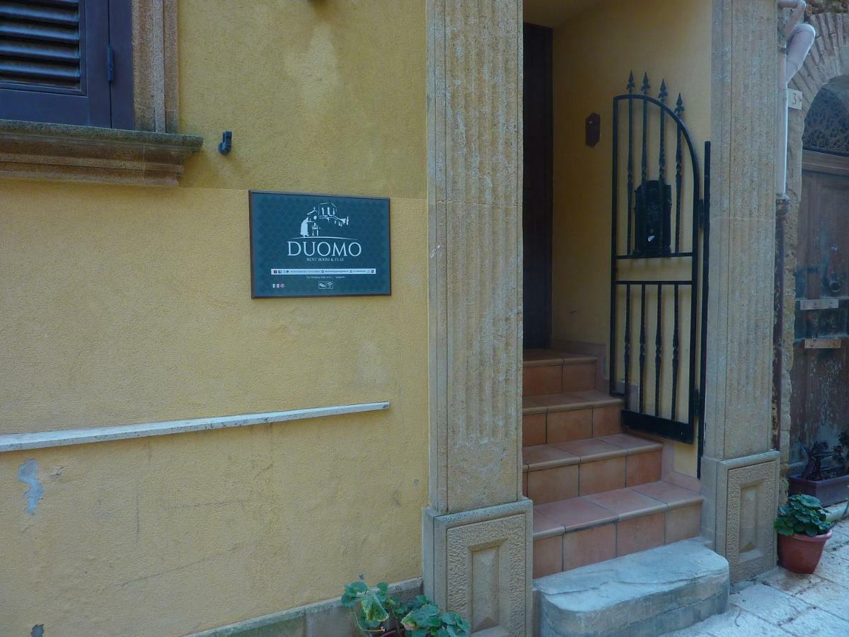 Duomo Rent Room & Flat 阿格里真托 外观 照片